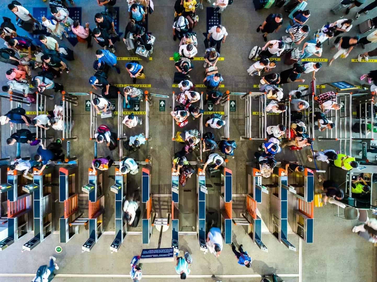 长沙南站暑运持续大客流。谭亮摄