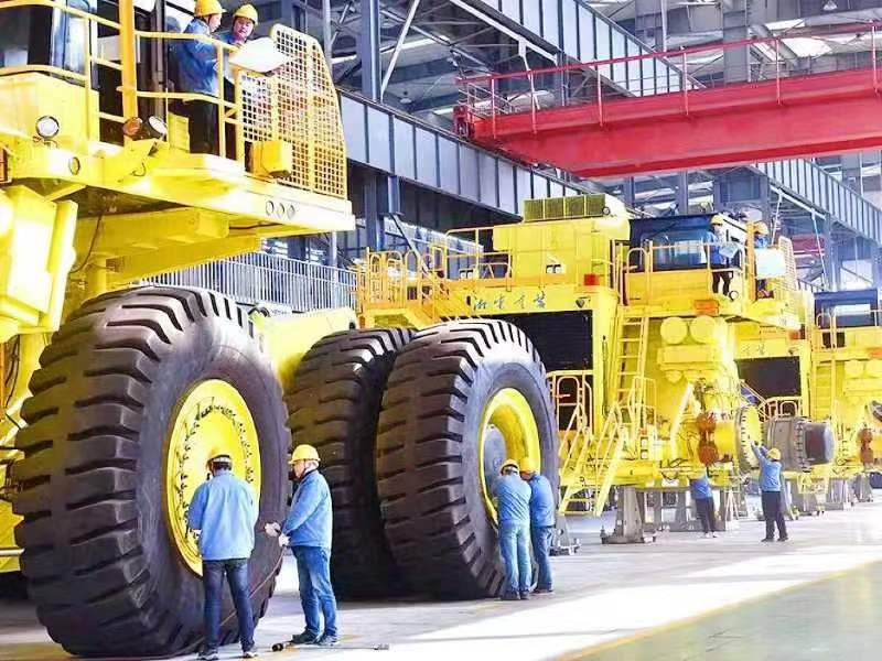 �������װ�����޹�˾װ�䳵�䡣��缯�Ź�ͼ