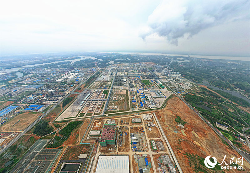 ��Ǩ��ĺ���ʯ������������ҵ������������������ ������